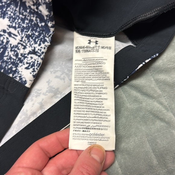 Under Amour Hooded Jacket, Black, White, Navy, Lightweight, Size M - Picture 7 of 9